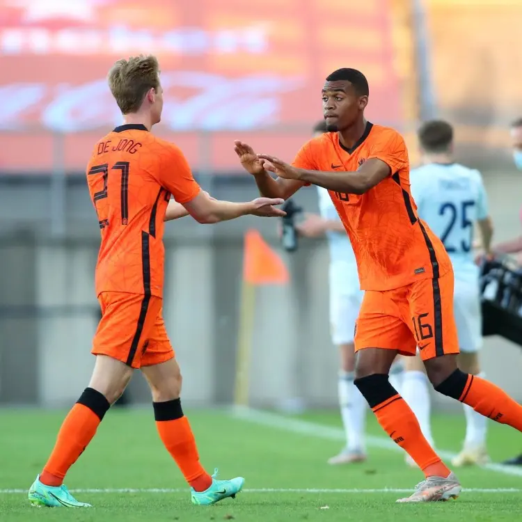 开云体育app下载-加时末段拜仁慕尼黑调整名单以备荷甲，扳平良机环节打磨，球迷炸锅，心理建设被强调的简单介绍